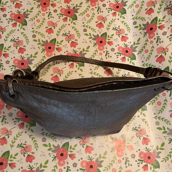 Brighton metallic handbag. VGUC. - Picture 4 of 8